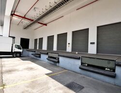 Toh Guan Road East (D22), Warehouse #574073861